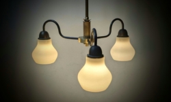 Dansk lysekrone fra 1920. Fuld restaureret. Ø55. Fog og Mørup. 60 cm nedhæng. Nyt el.