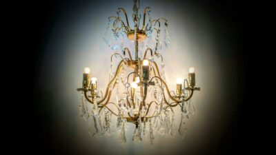 Skøn 6 armet krystal lysekrone fra 1920. Rokoko stil. Customized. Ø55. 120 cm nedhæng.. Pickup only