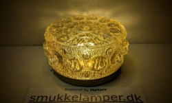 Skøn plafond fra 1970 til væg eller loft. Ø21 cm. 12cmH. I smuk stand.