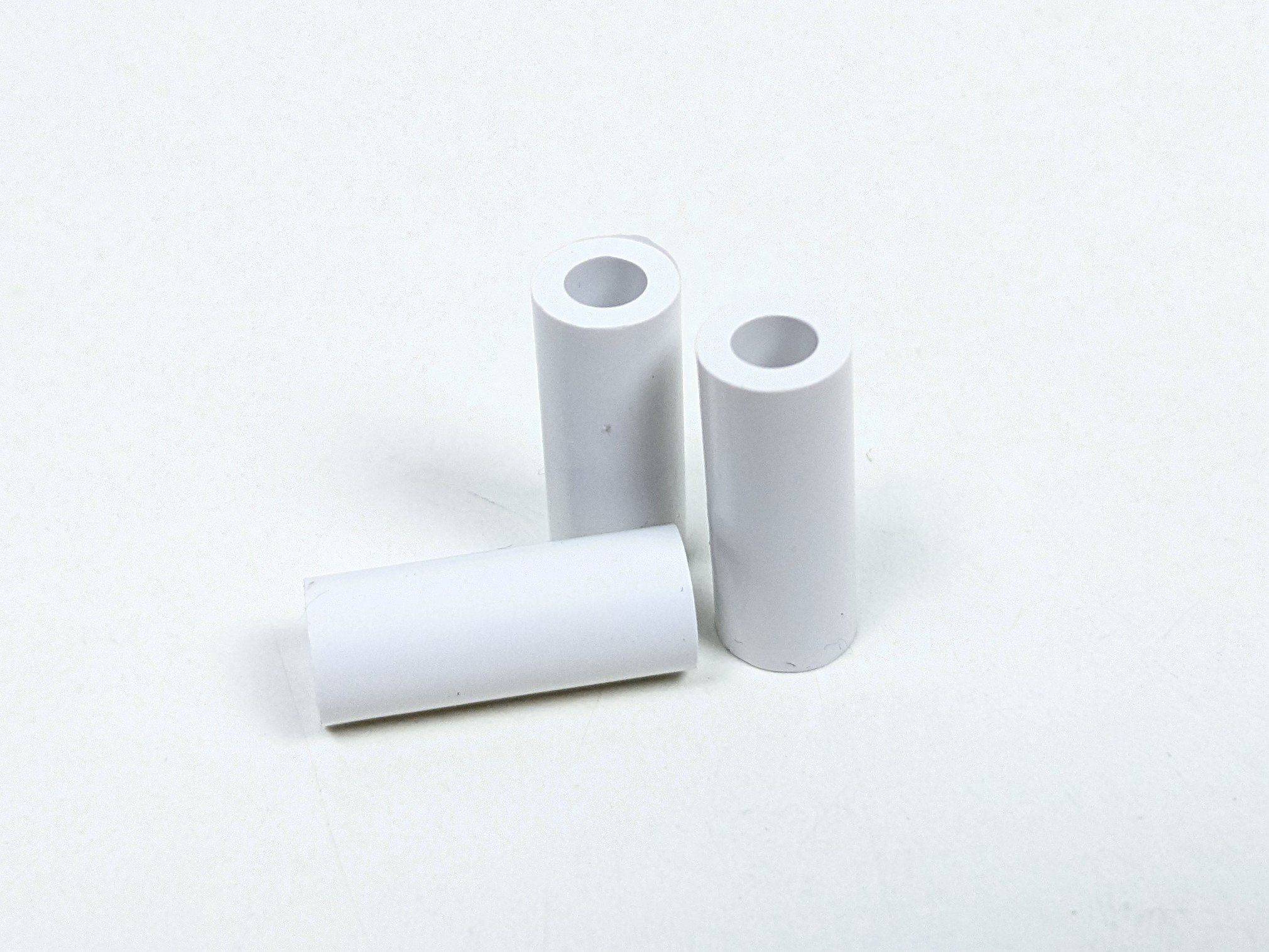 Sæt med originale Ubrugte Mellemstykker danske design lamper. 19 mmL Indvendig Ø4.