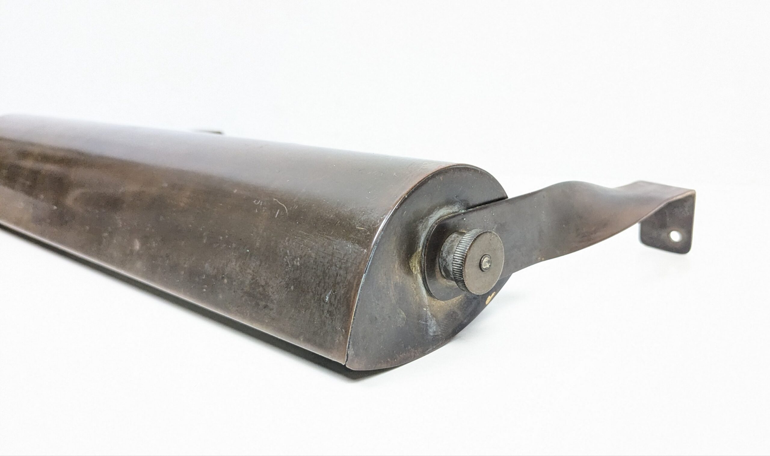 Sjælden Engelsk biblioteks reol lampe fra 1930. Original med 3,5 meter ledning og original gløderør.