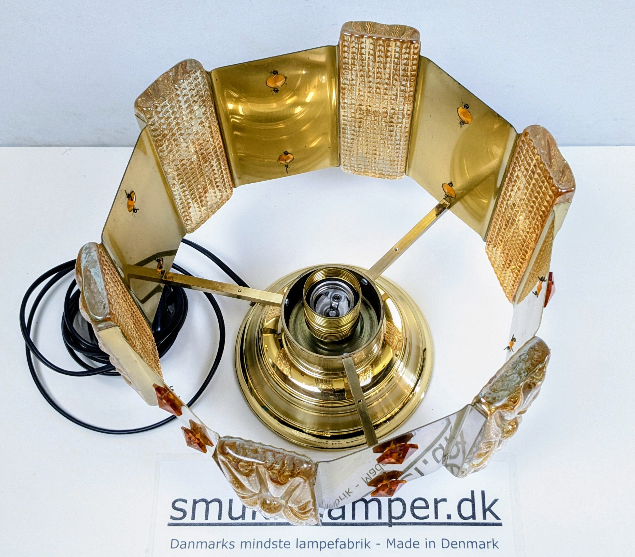 Custom håndsamlet prisme TV reol lampe. Ø28. Redesign. Pickup only.