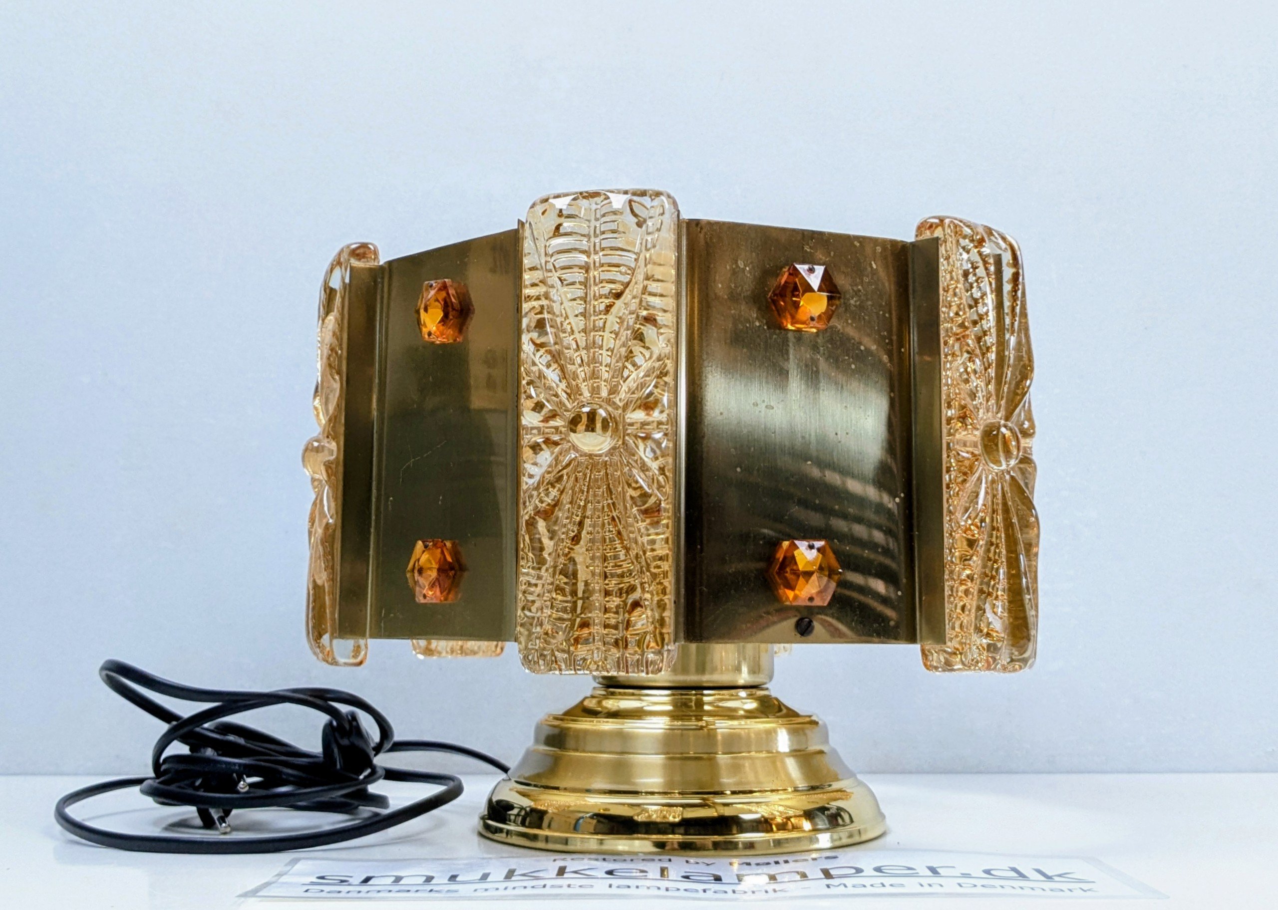 Custom håndsamlet prisme TV reol lampe. Ø28. Redesign. Pickup only.