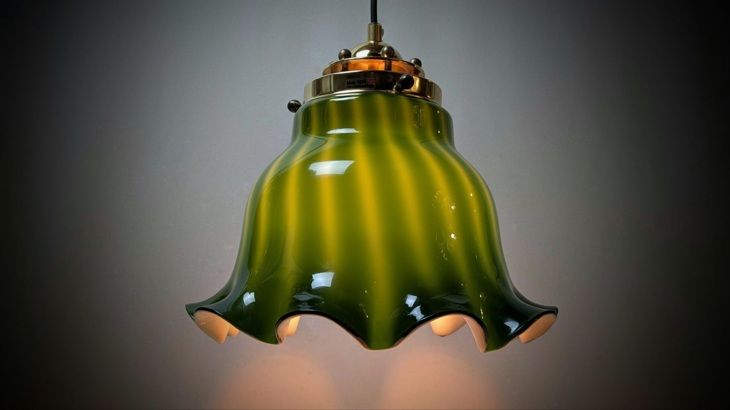 Glaspendel 1960’erne – Et Lysende Designikon med Bolche-mønster. Ø30. Restored - Billede 6