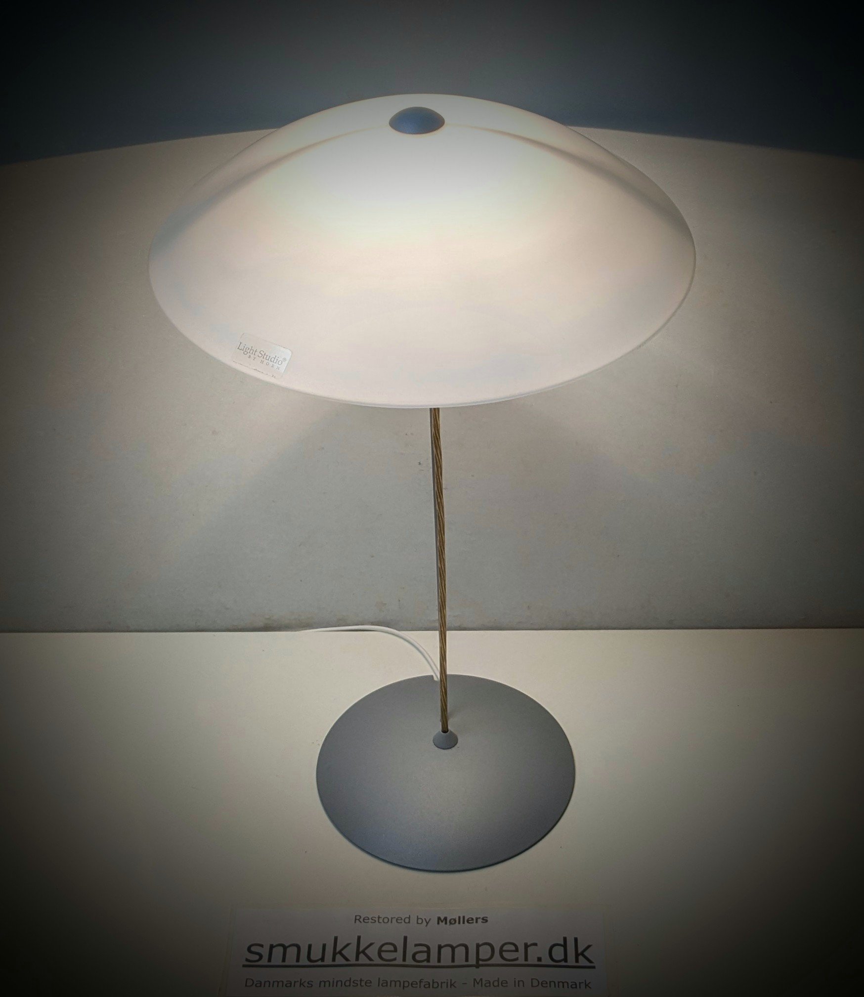 Danish design 1990. Light Studio. by Horn. Type 2220. 54 cmH. Delvist nyt el. - Billede 3