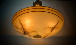 Skøn marmoreret loft plafond fra 1930. Fuld restaureret. Ø40.