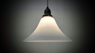 Luksuriøs Herregård køkken lampe. Ø27. Antik messing ophæng m.m