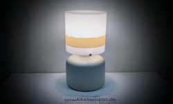 Skandinavisk Bordlampe fra 1990. Ikea B021. Få normale brugsspor. 38 cmH