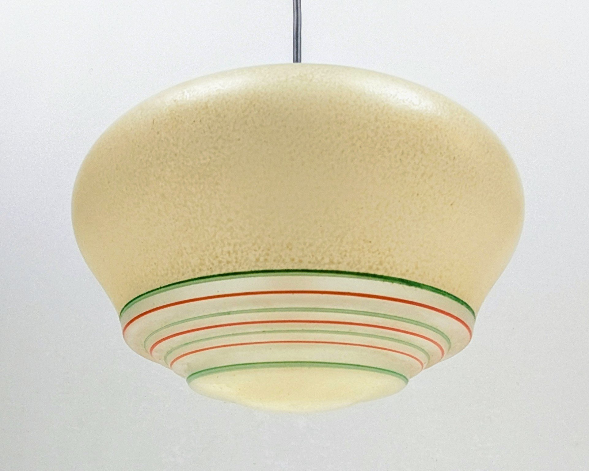Professionelt restaureret kuglependel fra 1920 med grønne / røde streger. Ø23.