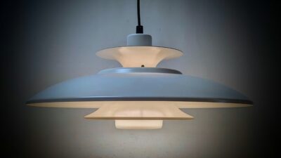 Klassisk dansk design spisebord lampe fra 1970. Nyt el. Ø47. Jeka