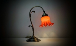 Skøn professionelt restaureret bordlampe fra 1990. 35 cmH. Delvist nyt el m.m