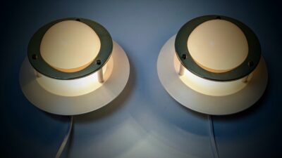 Danish design 1980. Restored. Væglamper. Model Deuce. Ø16. Cream White. Sæt.