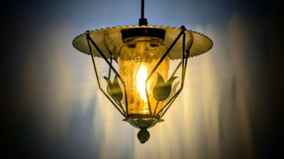 Spansk lysthus lampe fra 1960. Professionelt restaureret med nyt el. Ø25. Til orangeri m.m