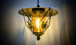 Spansk lysthus lampe fra 1960. Professionelt restaureret med nyt el. Ø25. Til orangeri m.m