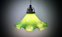 Skøn Antik græs grøn køkken lampe med bølgeglas. Ø27. Professionelt restaureret.