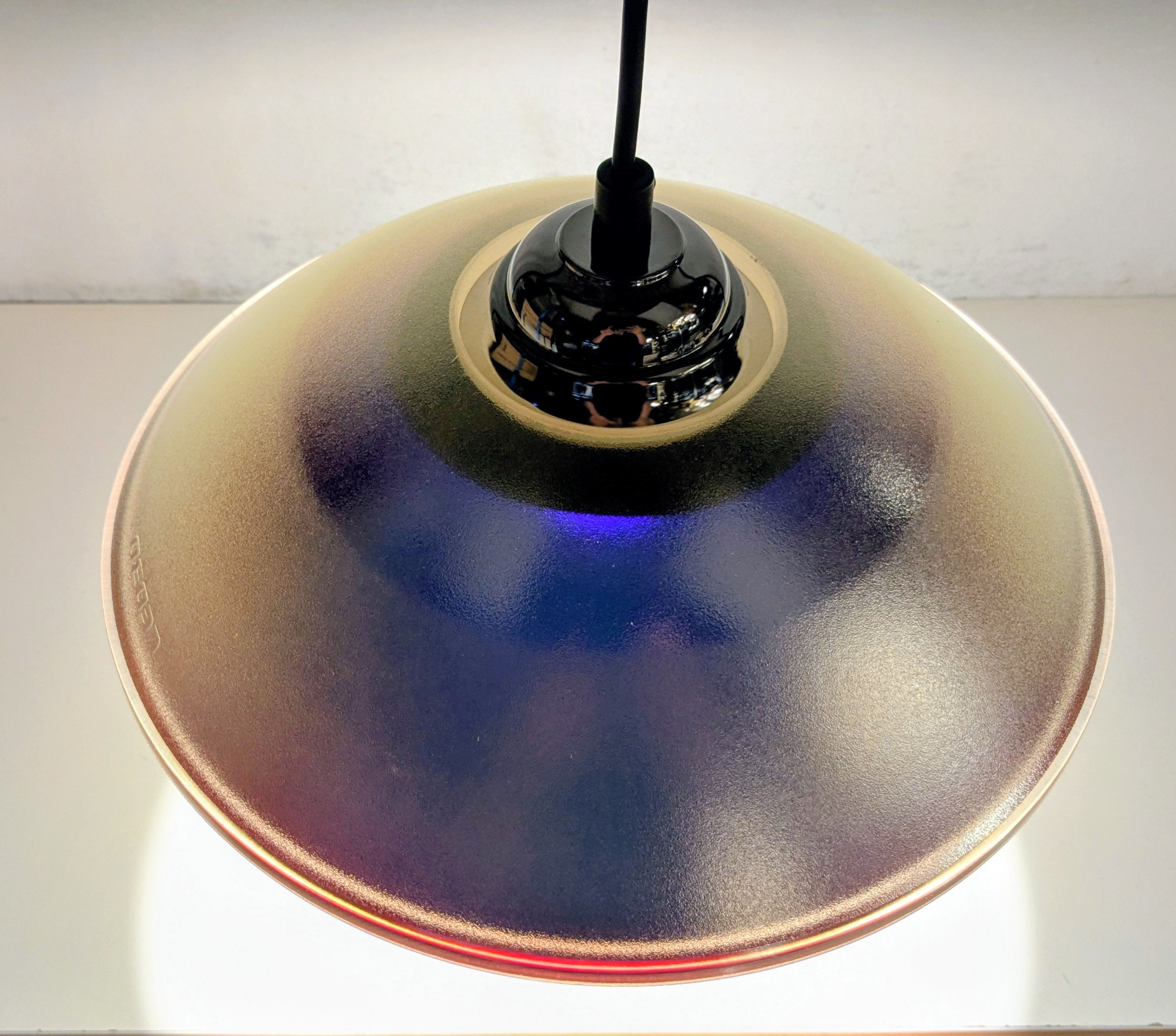 Unika Designlampe i Optisk Glas
Custom Redesign by Møllers Belysning. Aurora Ø33.