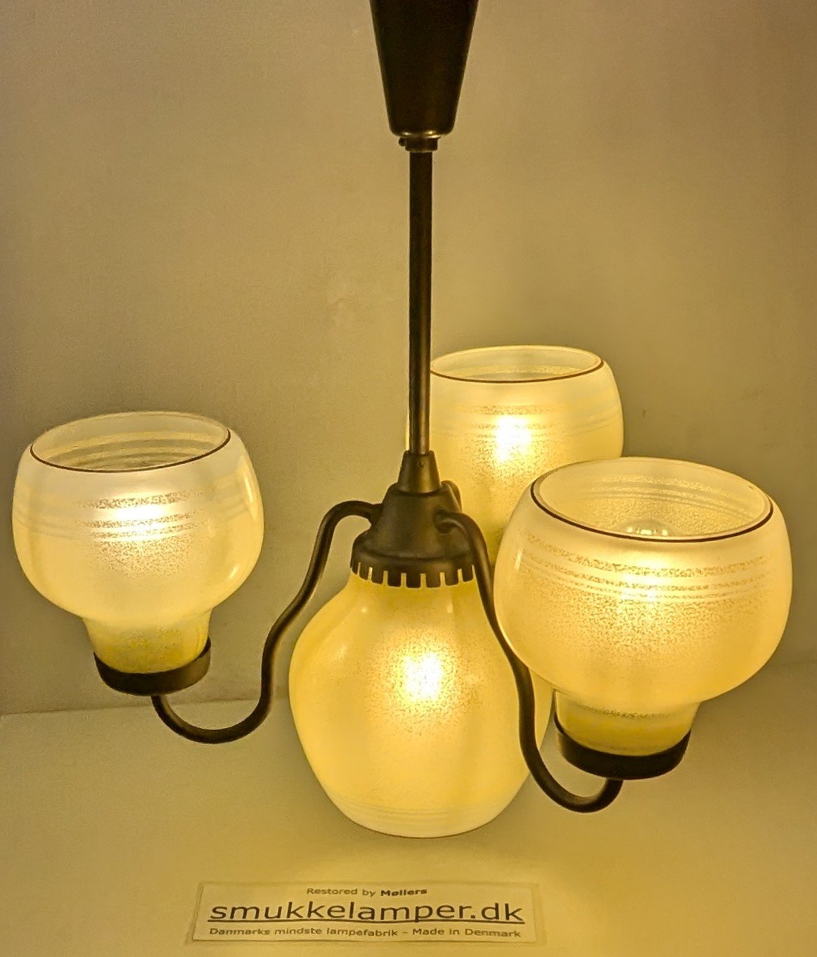 Sjælden LYFA Lysekrone – Bent Karlby (ca. 1940–50’erne) – Professionelt restaureret. Ø44. 54 cm nedhæng.