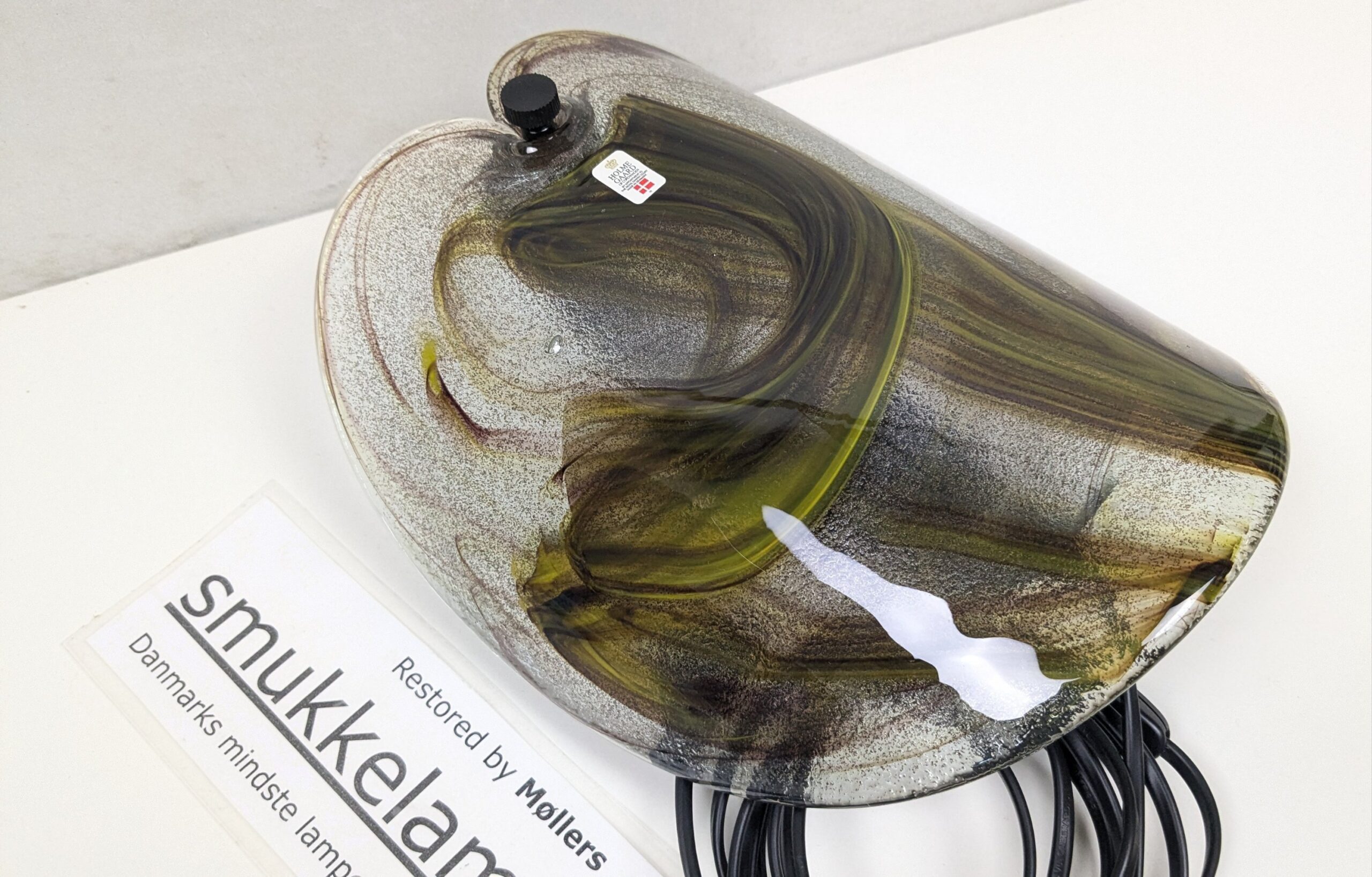 Per Lütken væglampe 1978. Fyens Glasværk. Holmegaard. 26×22. Grøn / brun. Nyt el.