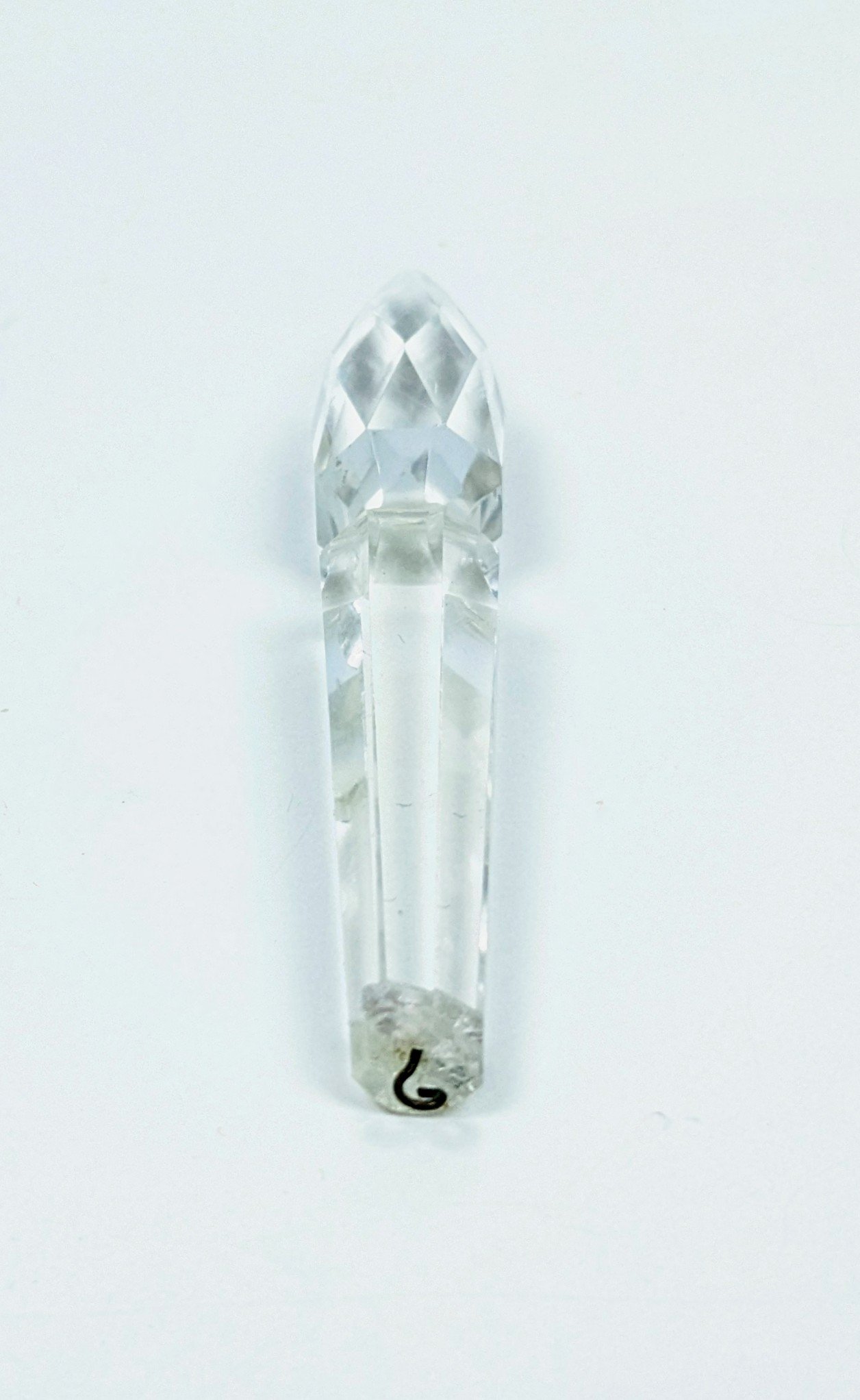 Antik Krystal prisme Is perle. Ca. 1780. Fransk Battan. 100 mmL plus øje.