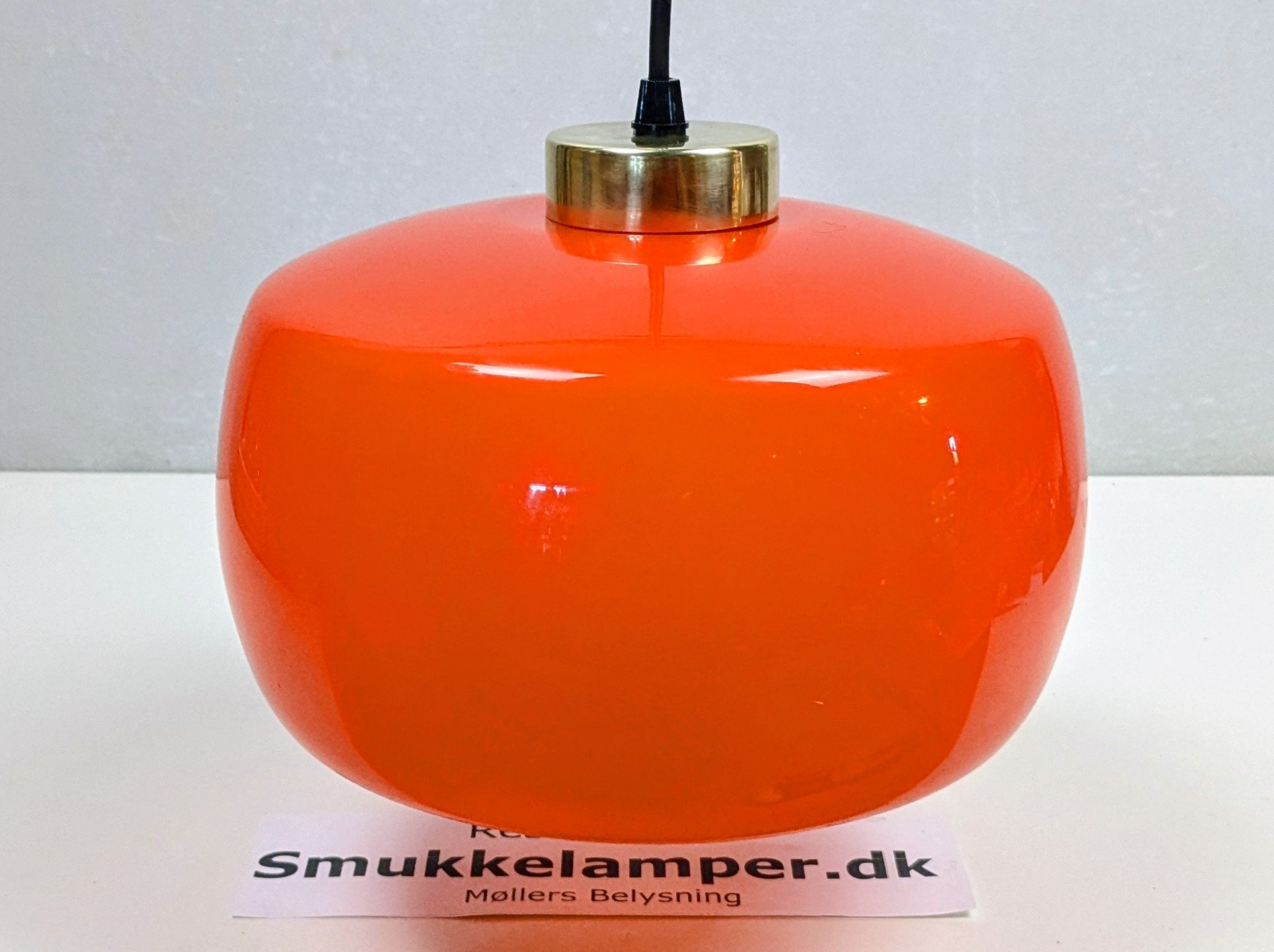 Skøn orange loftlampe fra 1960. Ø25. Professionelt restaureret. Flygfors glasbruk