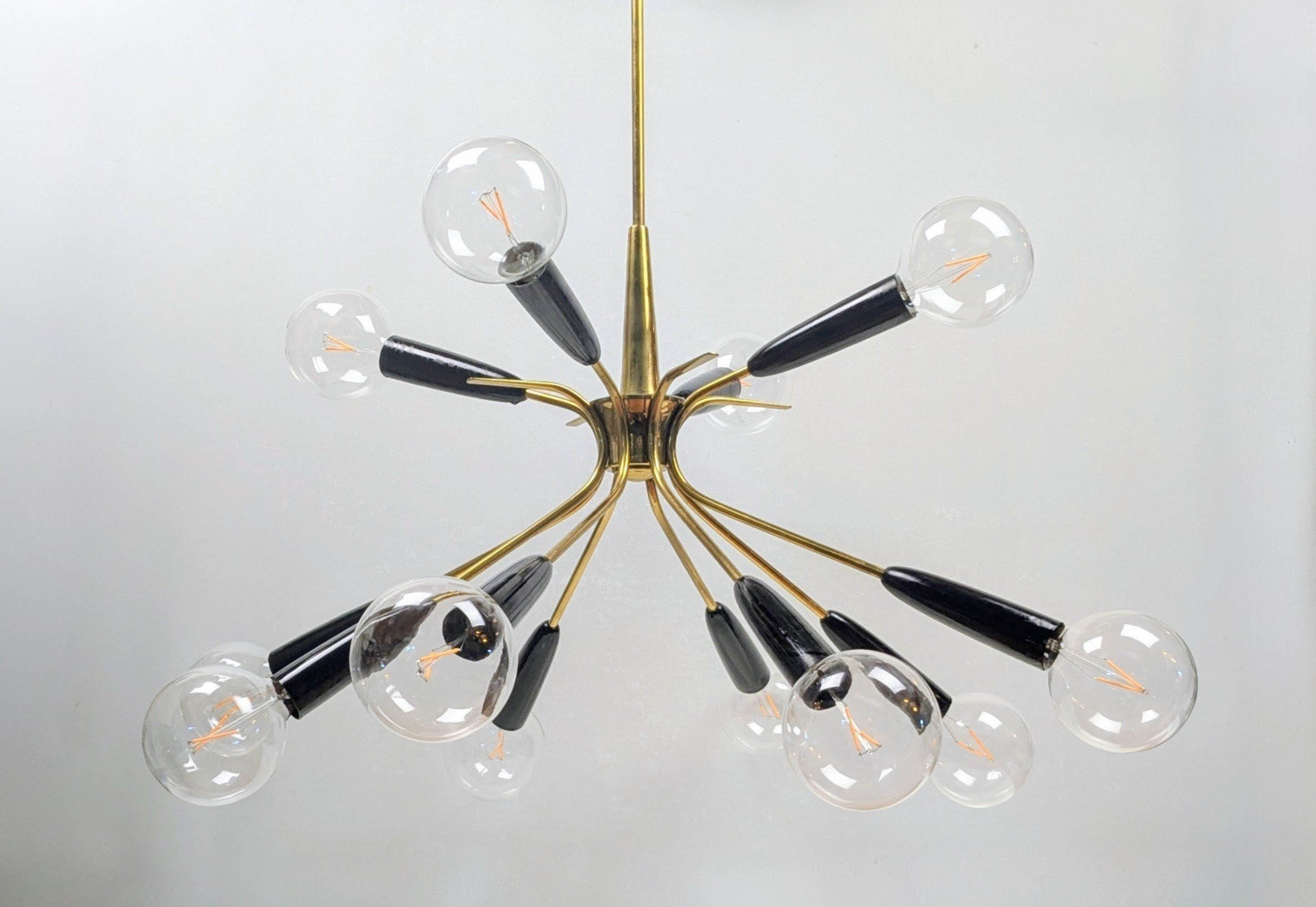 Luksuriøs Italiensk 12 armet sputnik lysekrone loftlampe fra 1950. Incl. pærer. Ø85. Pickup only
