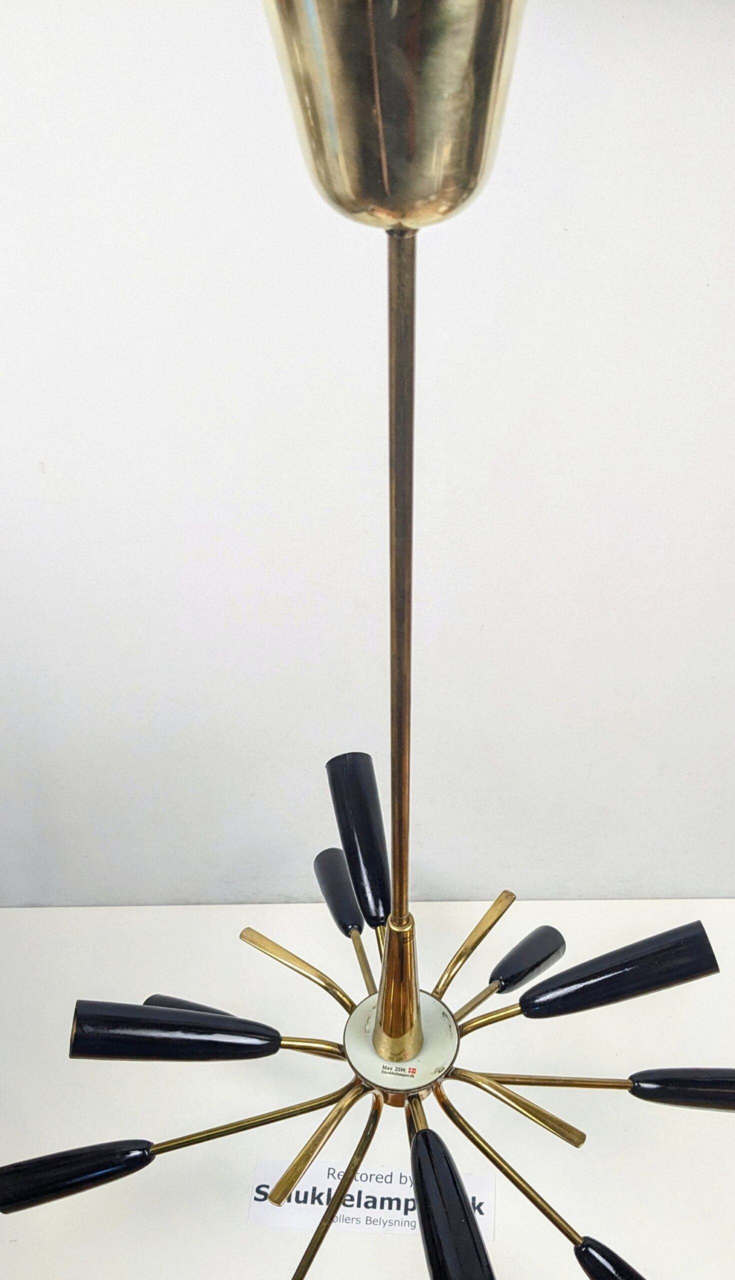 Luksuriøs Italiensk 12 armet sputnik lysekrone loftlampe fra 1950. Incl. pærer. Ø85. Pickup only