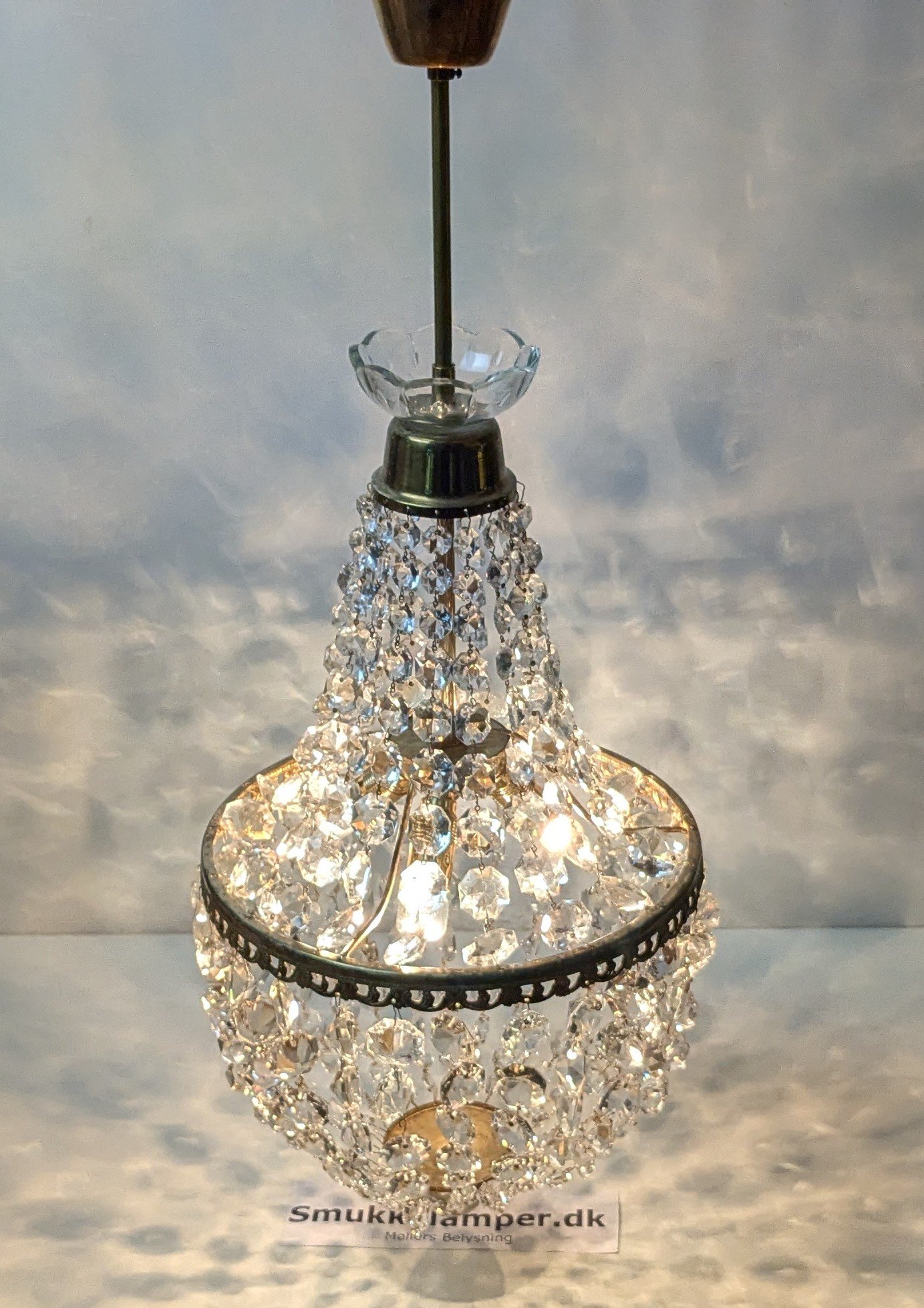 Eksklusiv krystal loftlampe i messing – fransk palæstil“Château Lumière” – Cristal & Élégance intemporelle. Pickup only