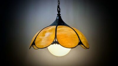 American Tiffany style loftlampe fra 1950. Anabelle. Original fra New York. Nyt el. Pickup only.