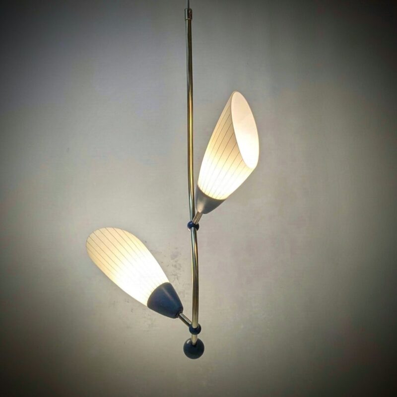 Skøn hjørne pendel loftlampe fra 1940. Professionelt restaureret. Justerbar nedhæng. Blå m. glas. – Loftlamper