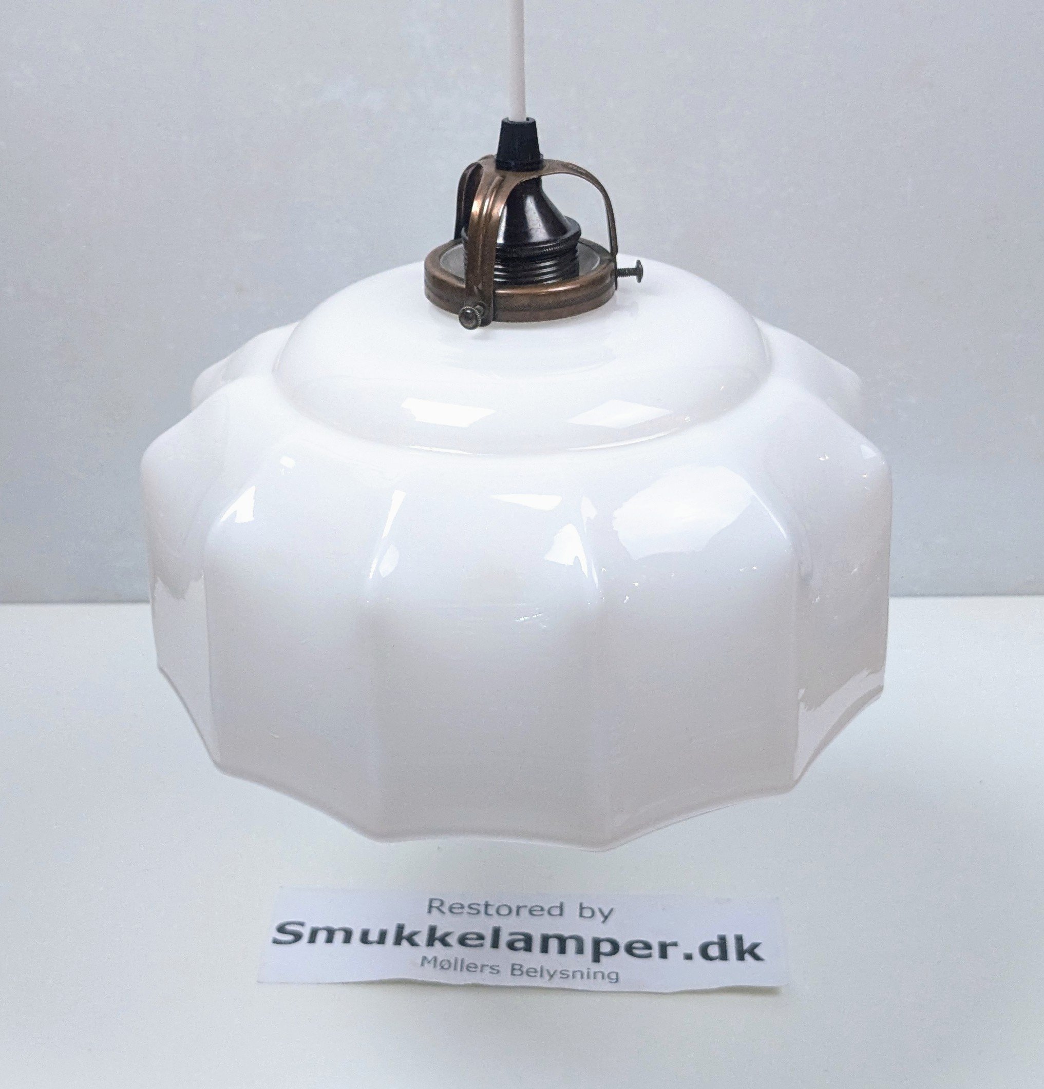 Skøn opalglas paraply loftlampe fra 1940. Ø26. Kobber, messing m.m