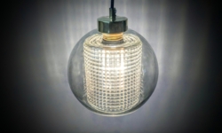 Skøn klassisk loftlampe fra 1960. Ø20. Dobbelt glas. Professionelt restaureret.
