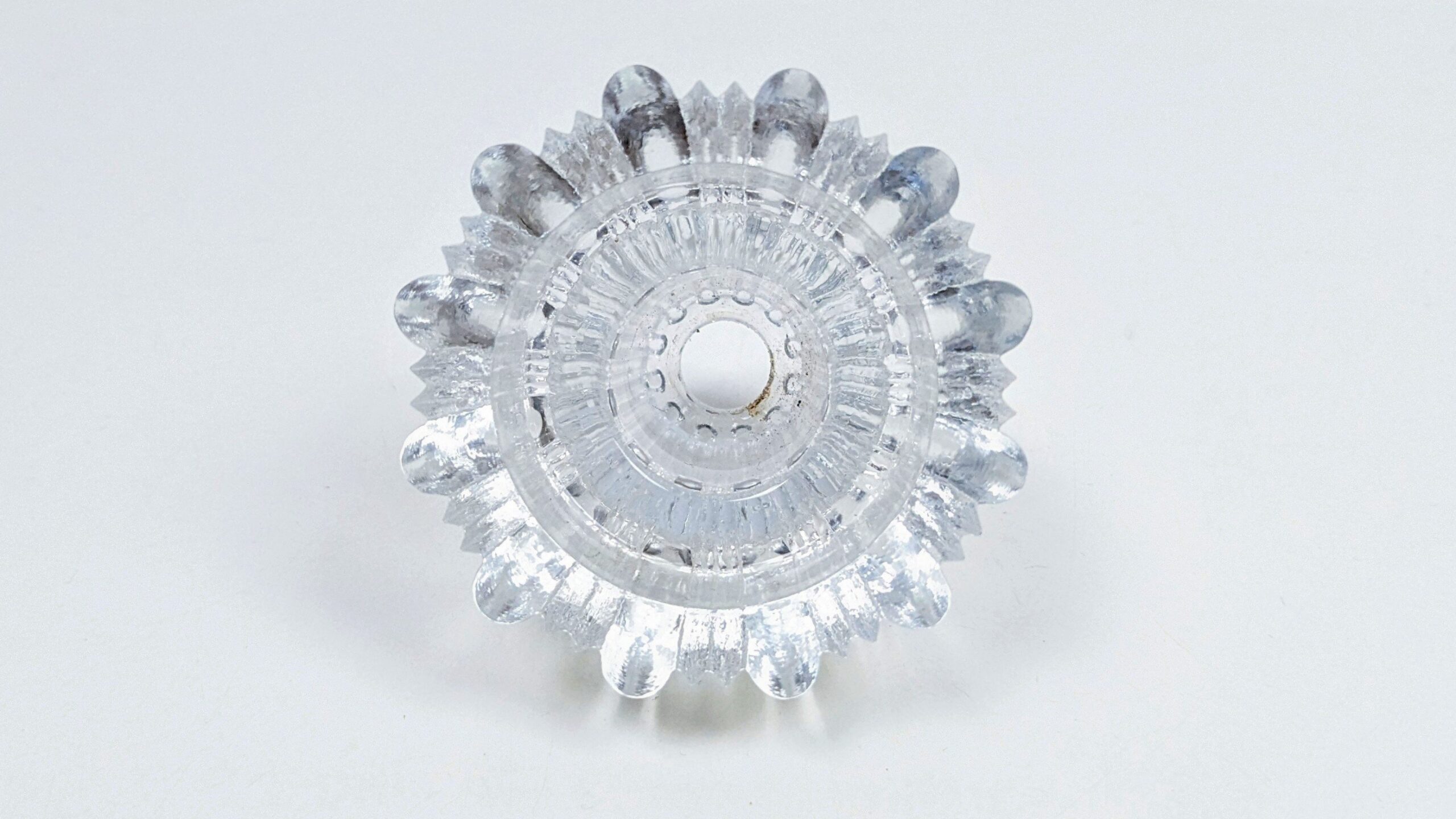 Originalt svensk Rejmyre glas til pendel fra 1975. Reservedel. Ø59. 10 mm hul.