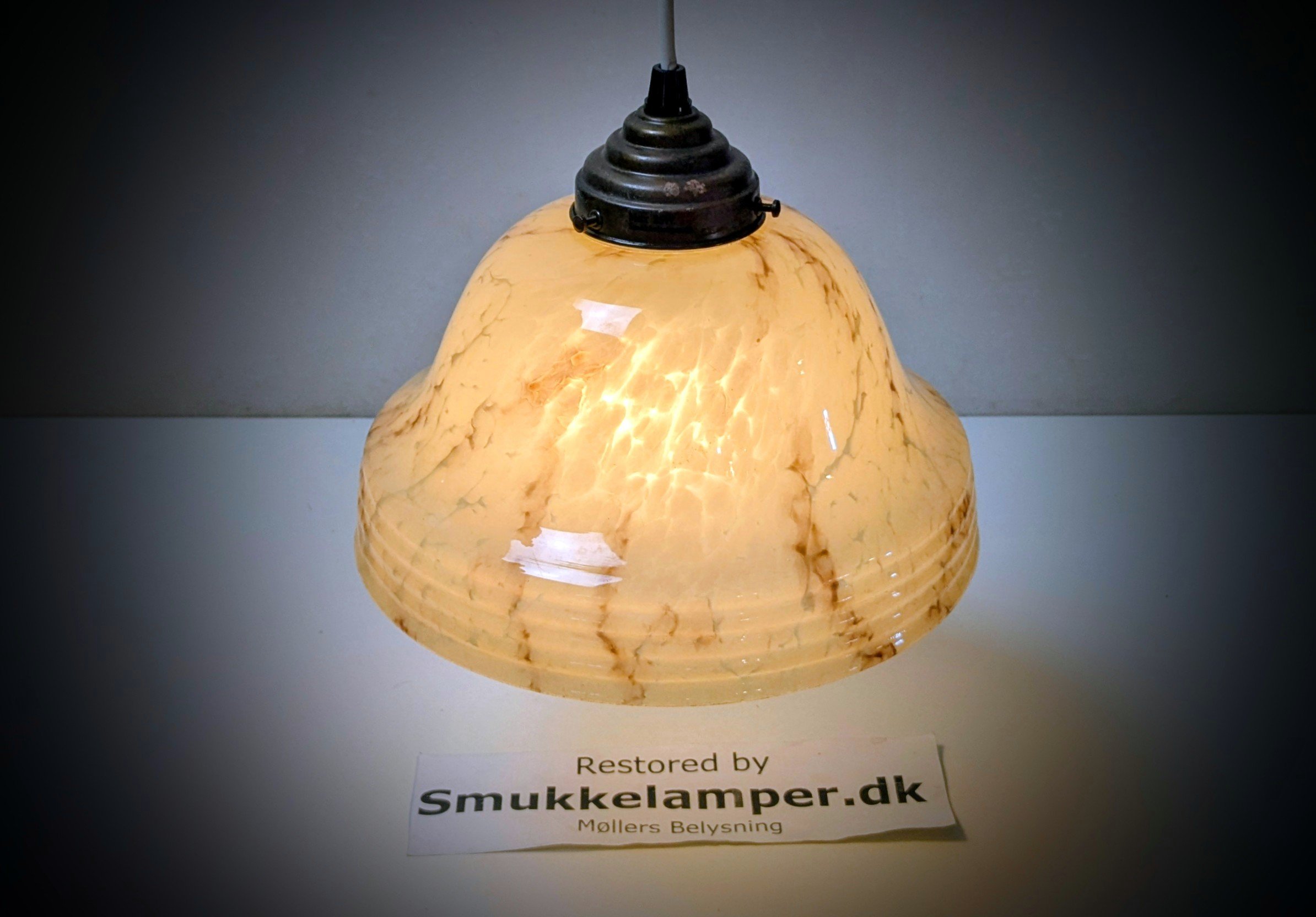 Skøn Antik marmoreret køkken lampe fra 1930. Ø25. Prof restaureret.