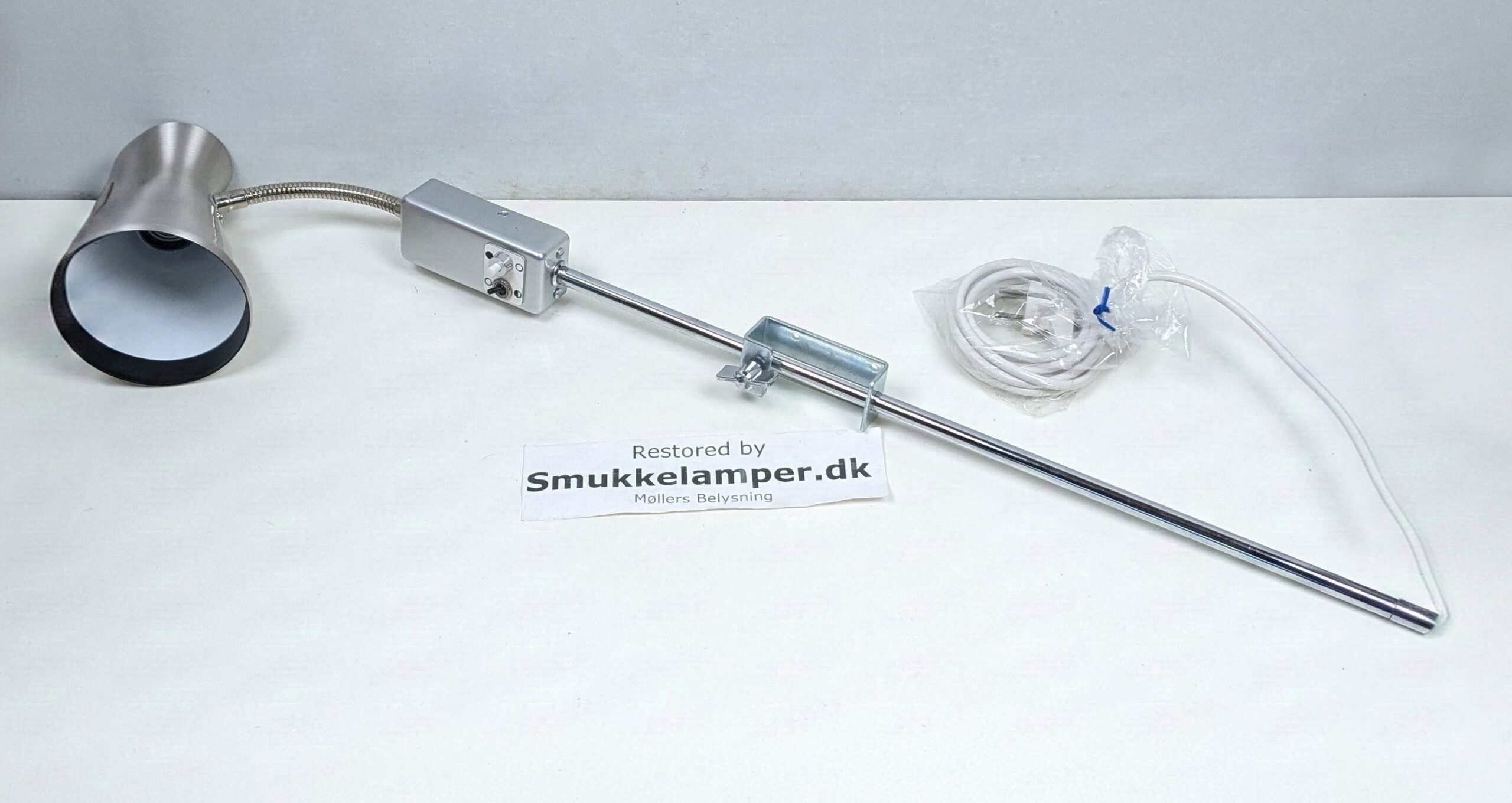Domi Möbler væg / sengelampe – Swedish Space Age / Mid-Century Modern – original old stock