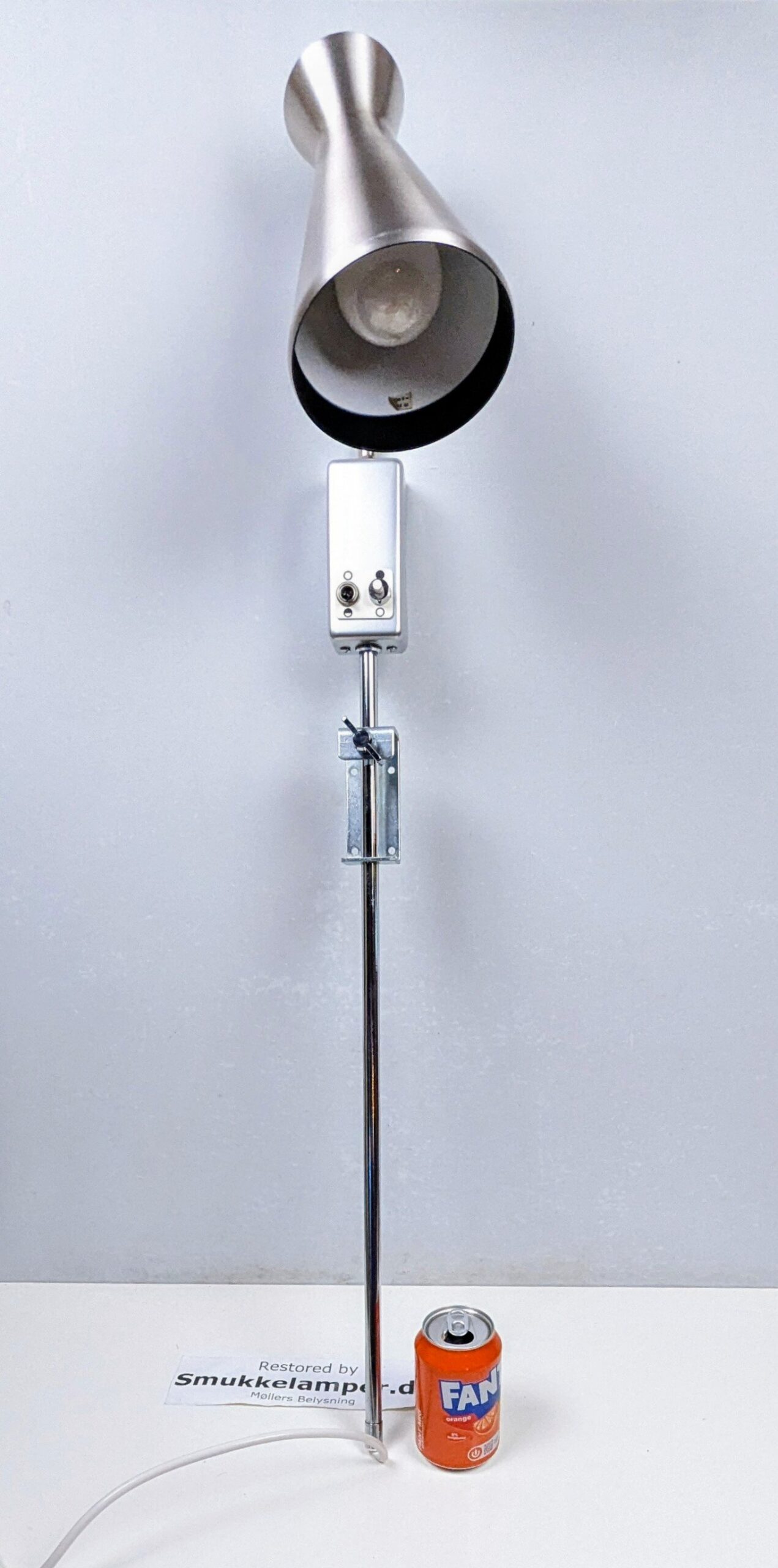Domi Möbler væg / sengelampe – Swedish Space Age / Mid-Century Modern – original old stock