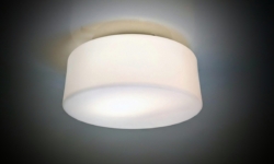 Klassisk opalglas floating plafond fra 1960. Til væg eller loft montering. Ø30. Nyt el m.m