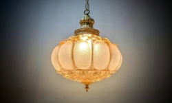 Måneskins lampe 1960. Nyt el. 3 kilo glas. Ø30. 110 cm nedhæng. Pickup only. Nyt el.