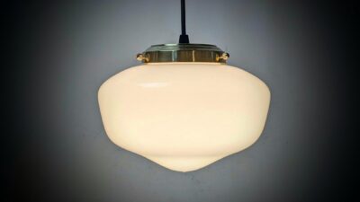 Skøn lille entre trappe lampe fra 1960. Ø22. Professionelt restaureret. Nyt el