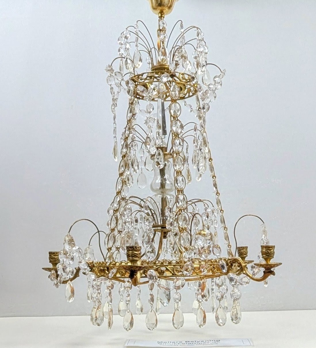Professionelt restaureret Gustaviansk lysekrone loftlampe fra 1930. Haga. 382 krystal prismer. Pickup only