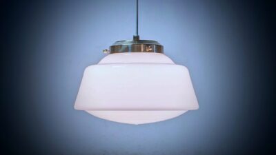 Elegant opalglas lukket lampe. Ø24. 1960. Nyt el og nyt messing ophæng. – Hvide og neutrale stilfulde