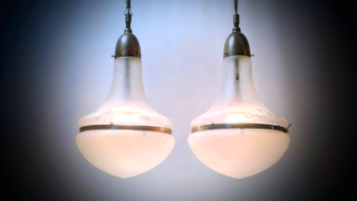 Sjældent sæt Peter Behrens Luzette loftlamper – ca. 1910 – original tysk designhistorie. Ø30. Pickup only.