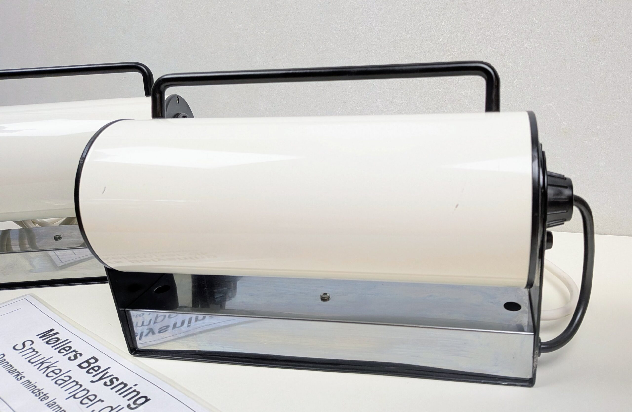 Sæt med 2 space age væg senge lamper fra 1970. 30 cm brede. Atalje Lyktan.