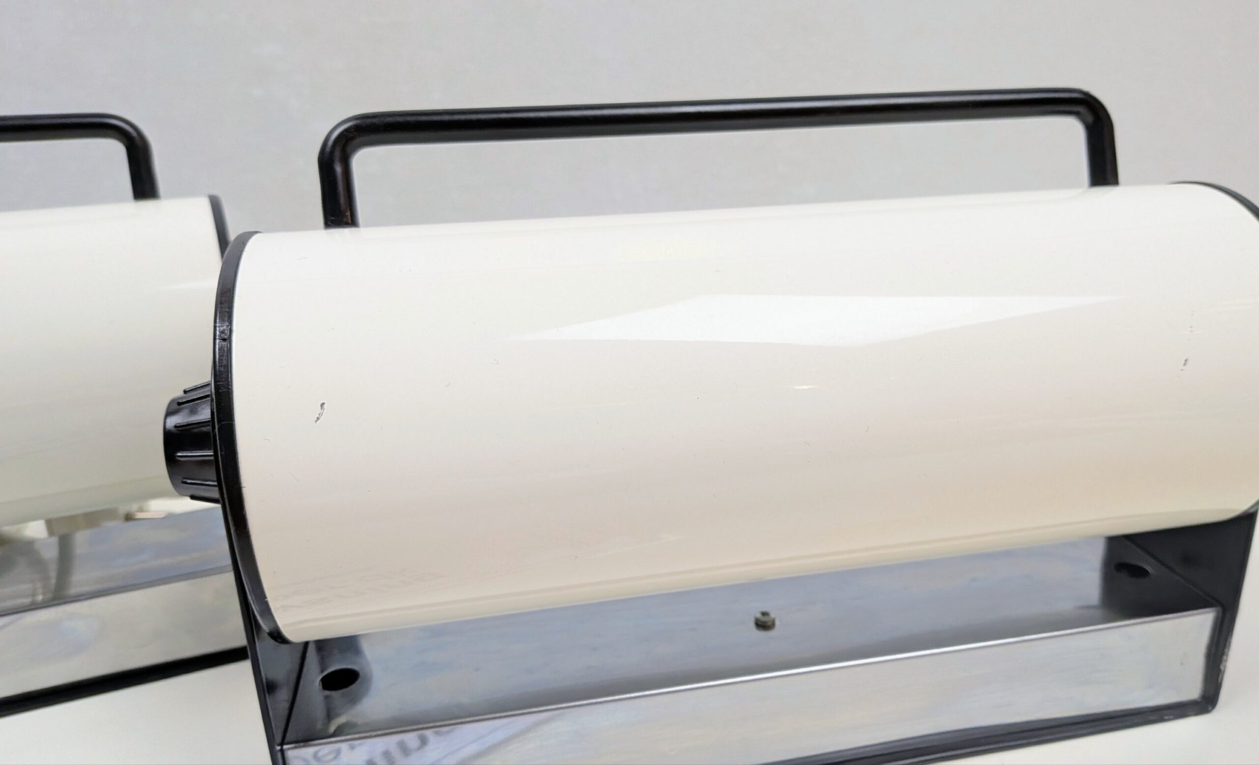 Sæt med 2 space age væg senge lamper fra 1970. 30 cm brede. Atalje Lyktan.