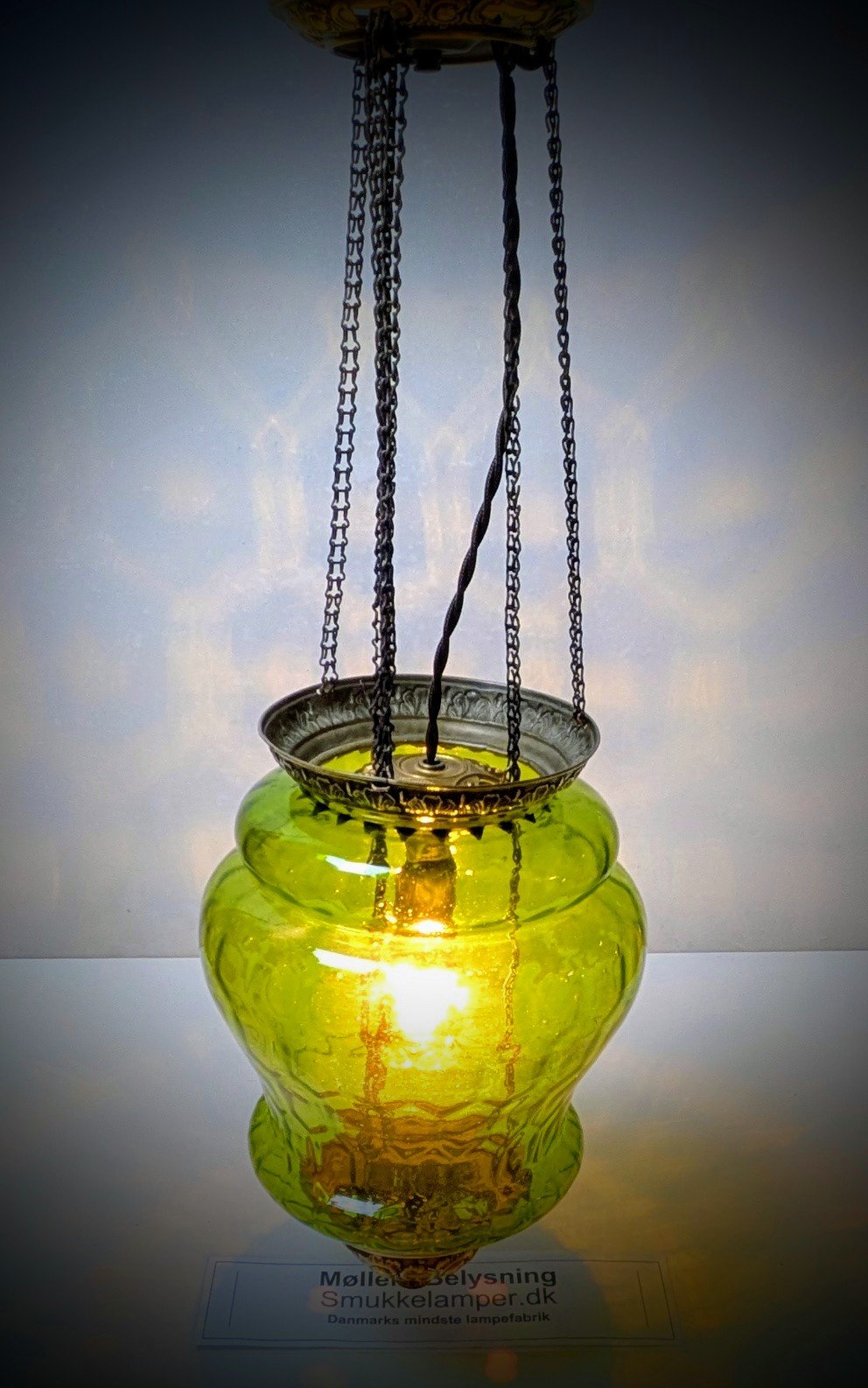 Skøn dansk Antik ampel i grønt glas. Nyt el. 1890. 63 cm nedhæng. Ø20 – produktbillede 1 – Orangeri og udestue belysning