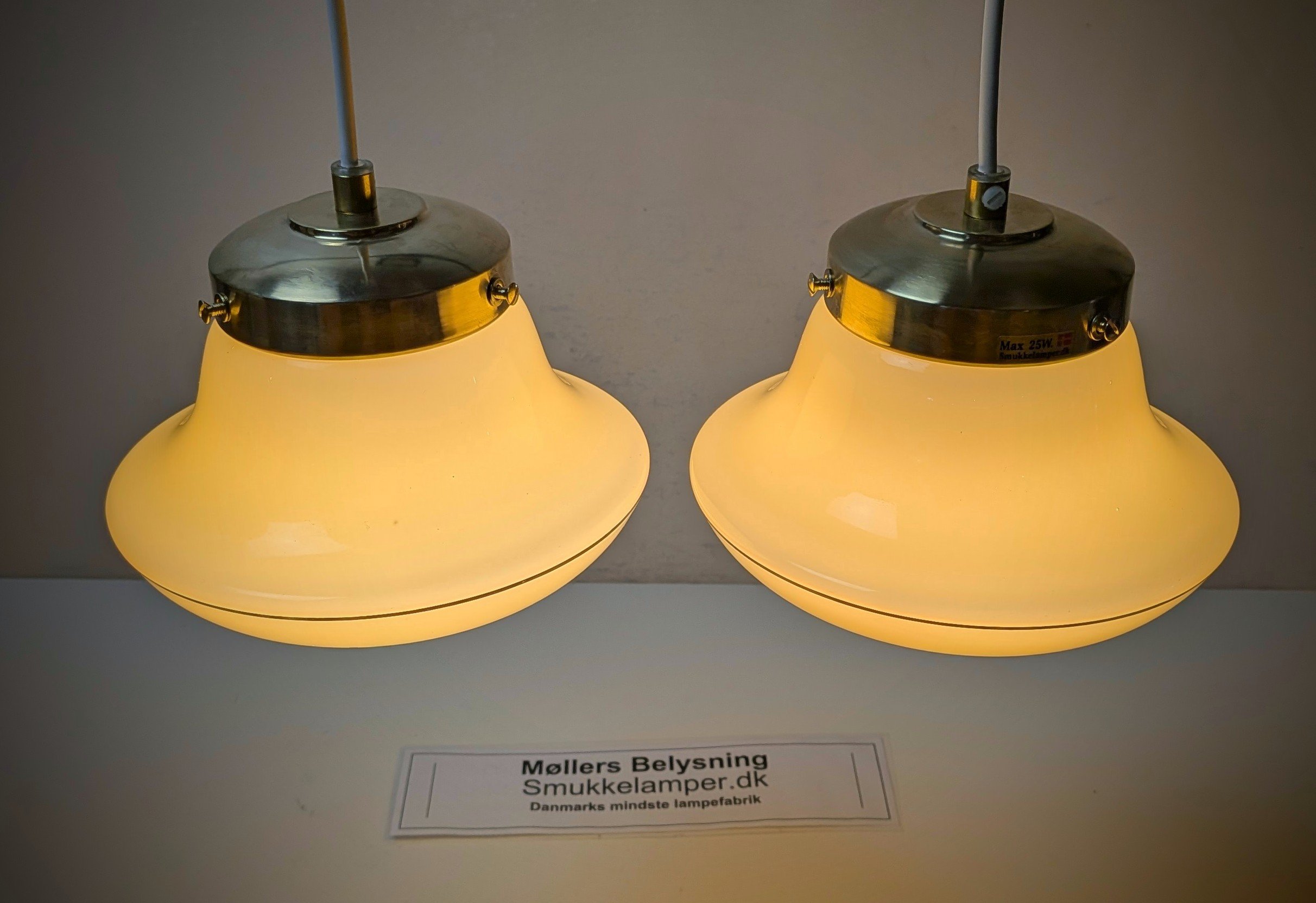 Sæt med 2 skønne loftlamper fra 1940. Professionelt restaureret. Ø18. - Billede 2