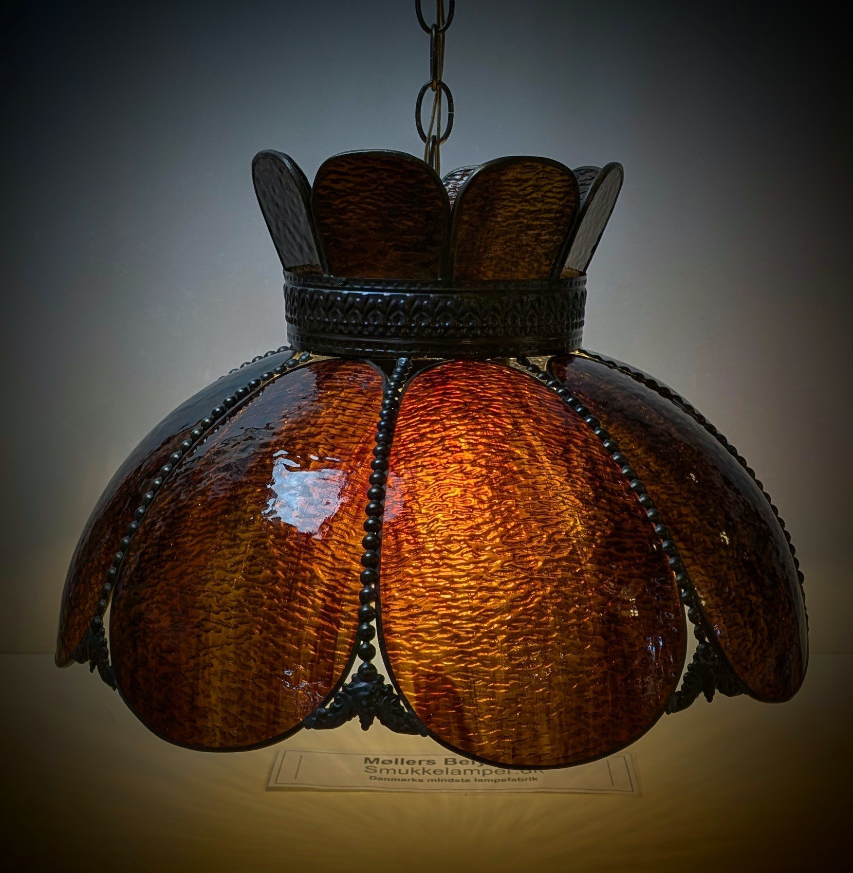 Meyda Tiffany style marble loftlampe fra 1970. Anabelle. Ø46. Mørk rav. Pickup only. – produktbillede 2 – Design ikoniske lamper til spisestuen