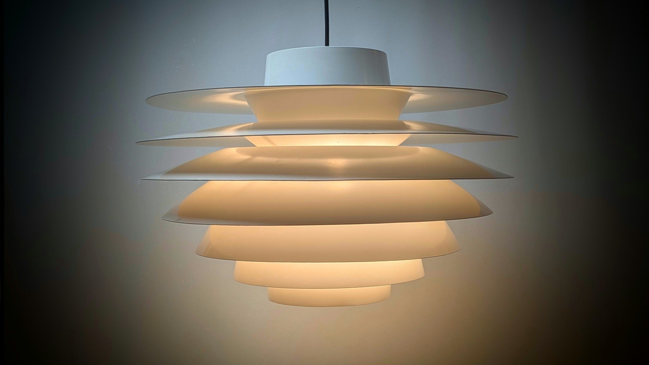Original Dansk design fra 1962. LYFA Svend Middelboe Ø50. Nyt el. I smuk stand. Pickup only.