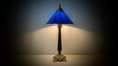 Custom håndsamlet unika bordlampe. Nyt el. Ø29. Bolche glas messing m.m 57 cm høj. – Møllers Redesign