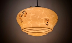 Romantisk lyserød soveværelse loftlampe fra 1930. Fuld restaureret. Ø24.