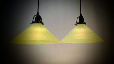 Sæt med 2 Green cloud lamper. Ø25 cm. Nyt el m.m. Glashøjde 11 cm. Egen serie. – Det grønne hjørne